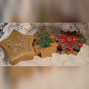 3 Christmas boxes
